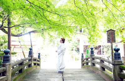 湯屋橋にて